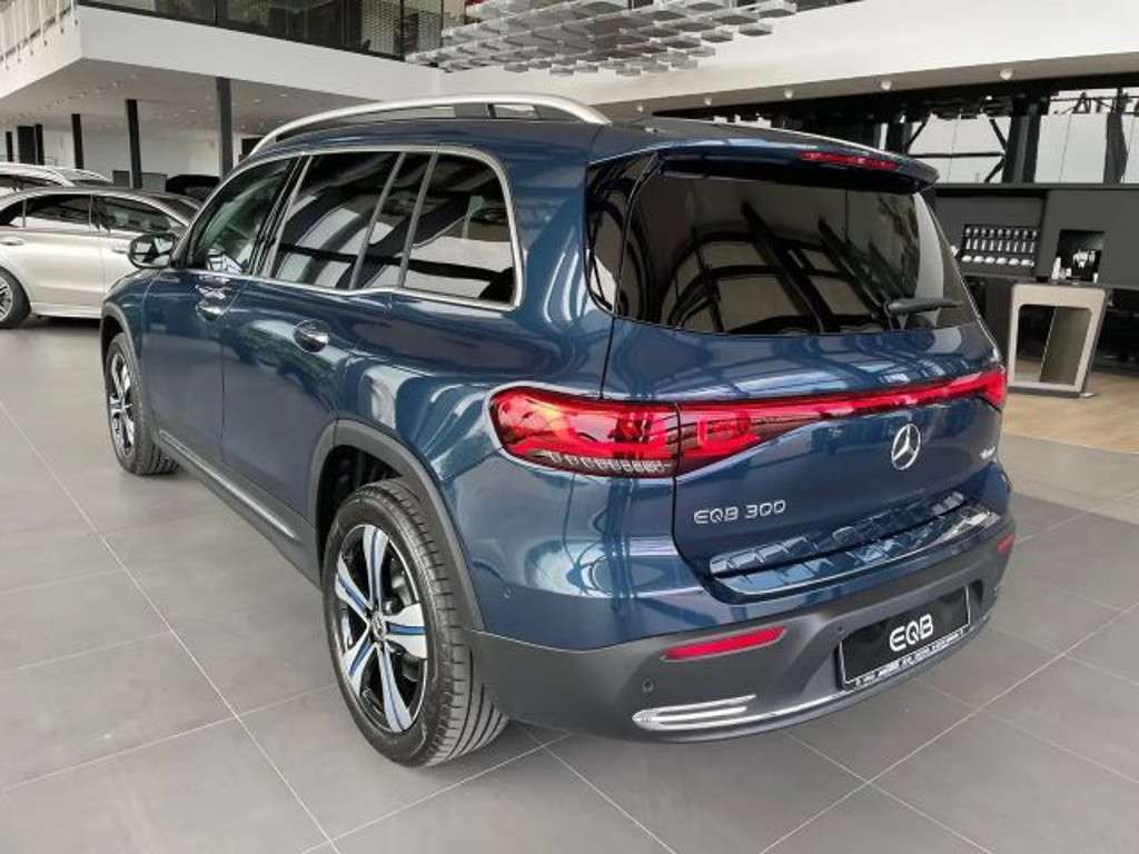Mercedes-Benz EQB