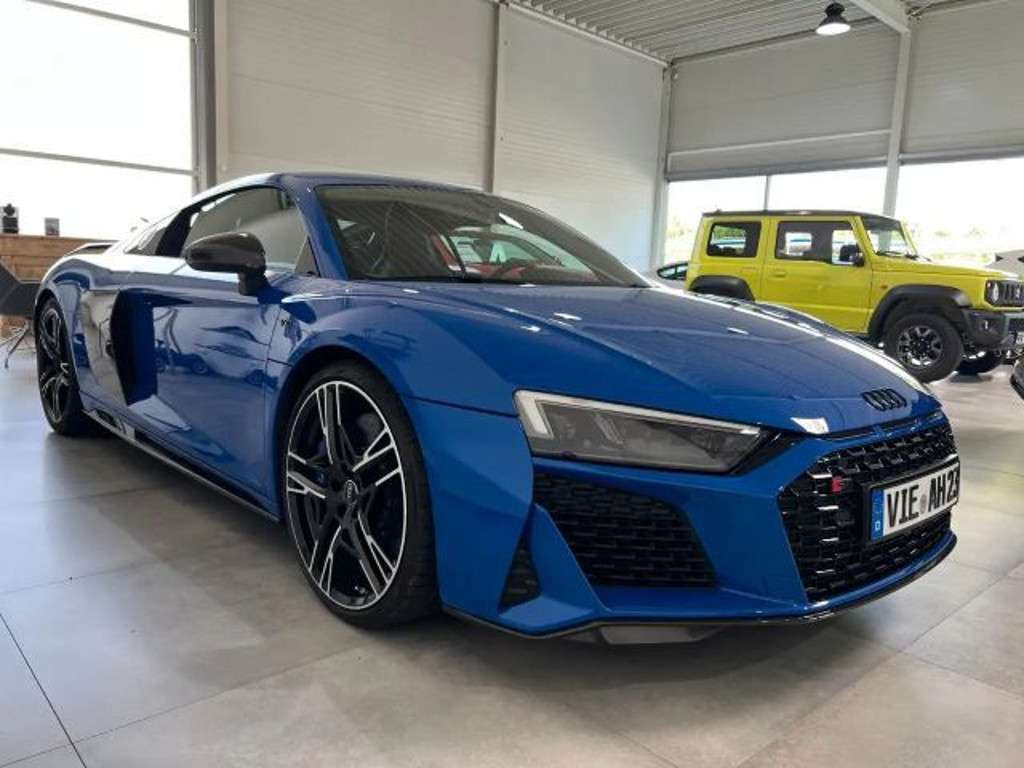 Audi R8