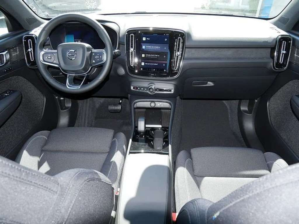 Volvo C40