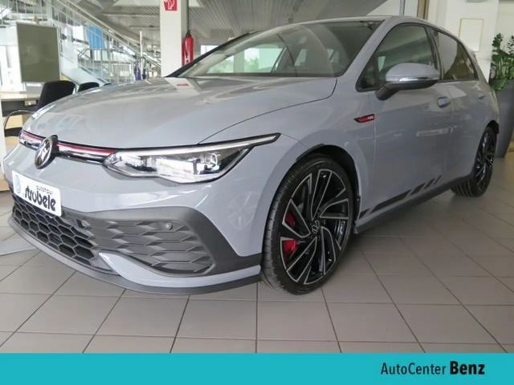 Volkswagen Golf 2023 Benzine
