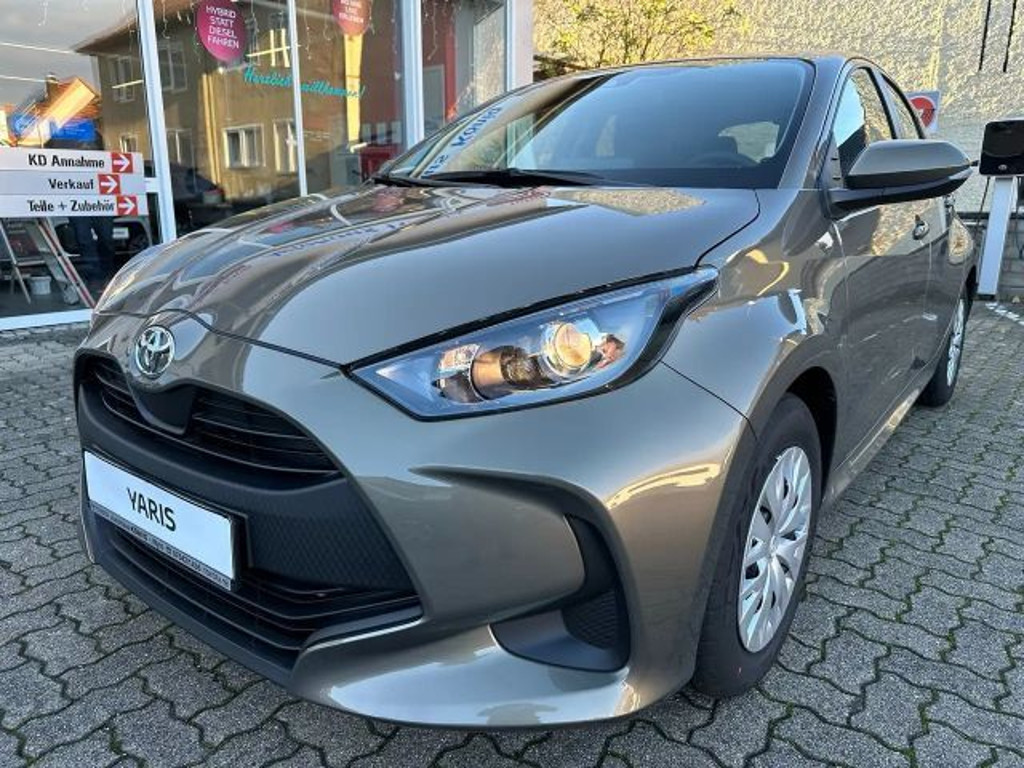 Toyota Yaris 2023 Benzine