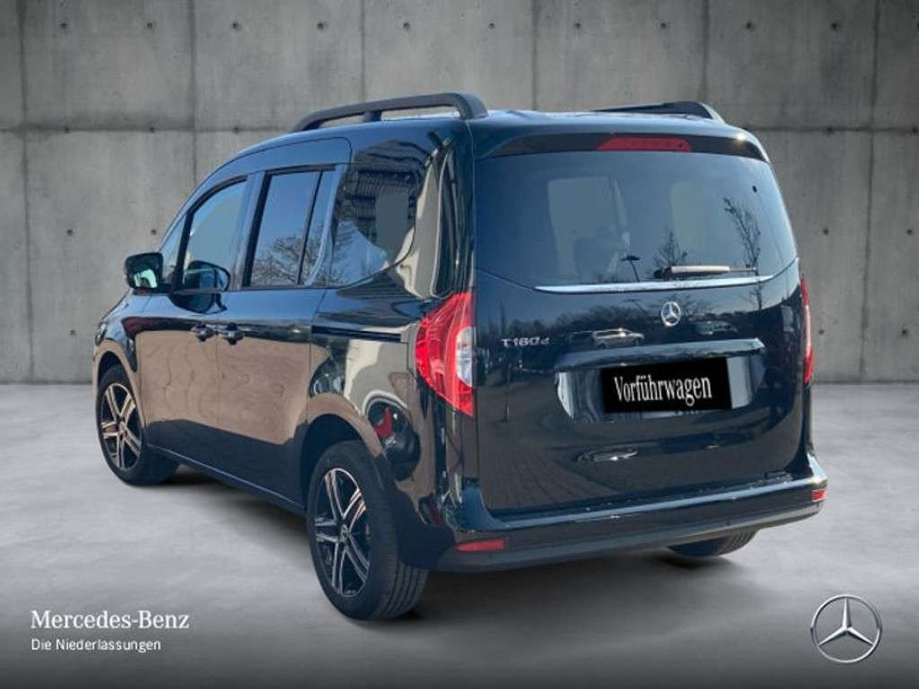 Mercedes-Benz T 180