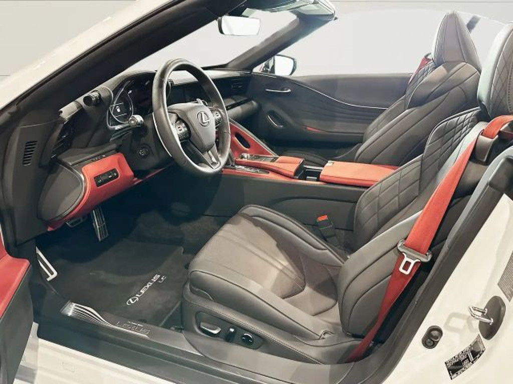 Lexus LC