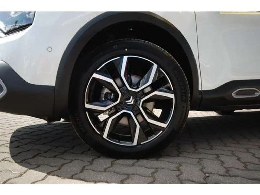 Citroën Ë-C4 X