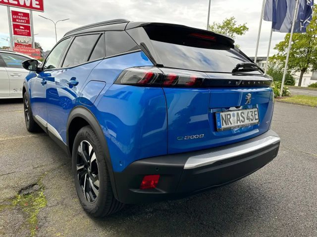 Peugeot e-2008