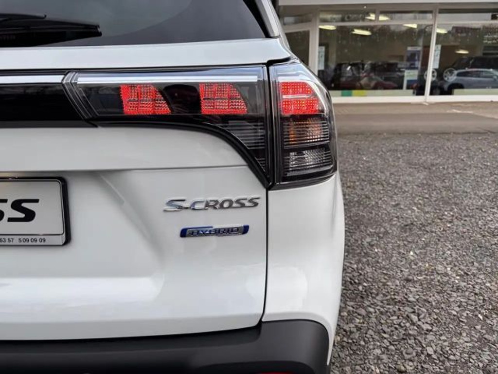 Suzuki S-Cross
