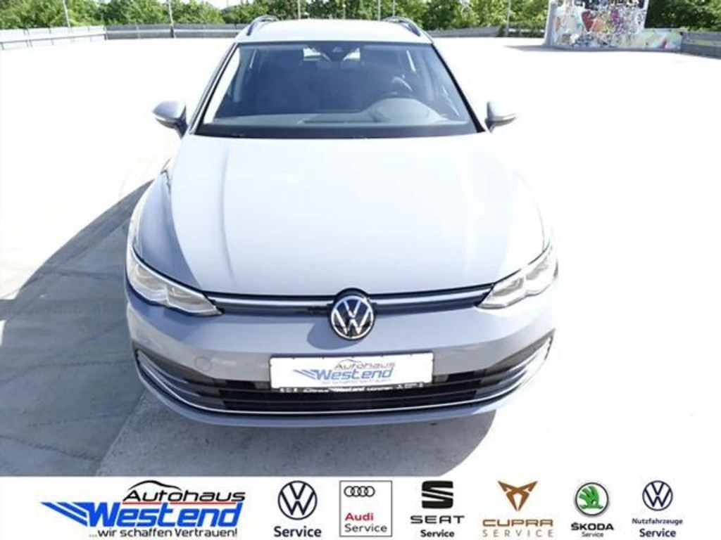 Volkswagen Golf 2024 Benzine