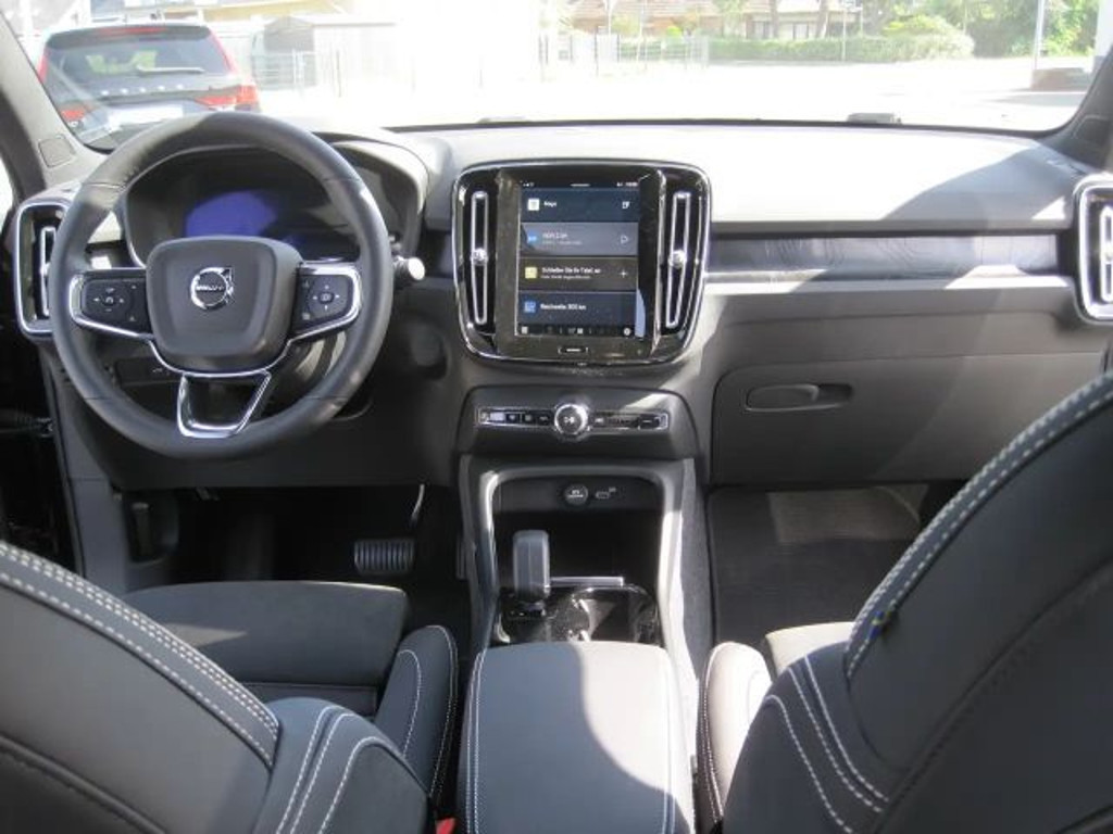 Volvo C40