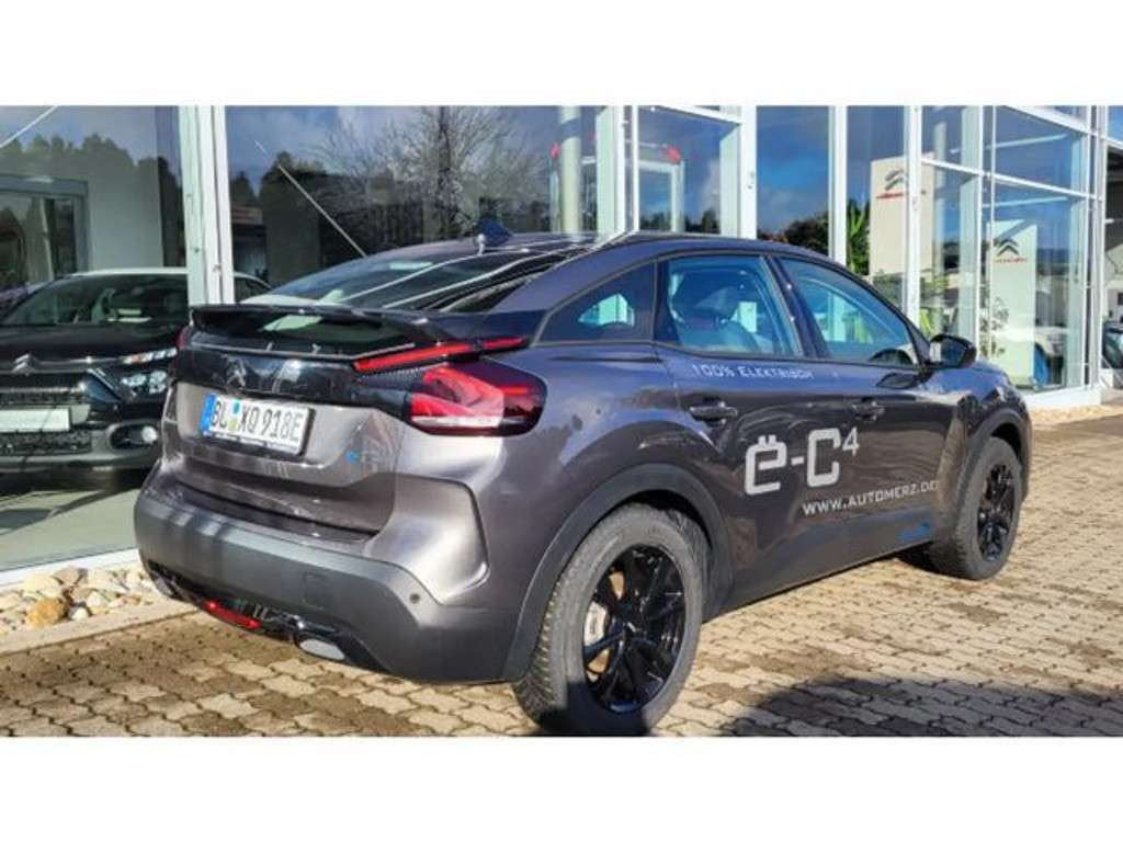 Citroën Ë-C4