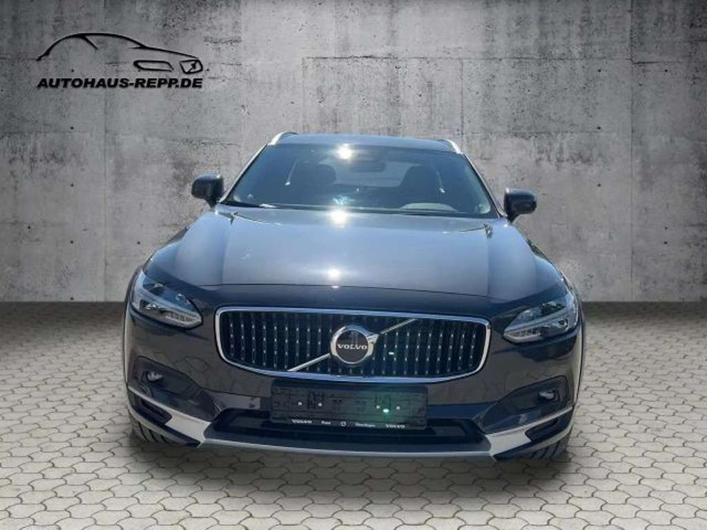 Volvo V90 Cross Country