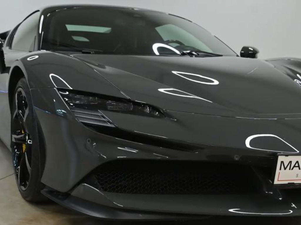 Ferrari SF90