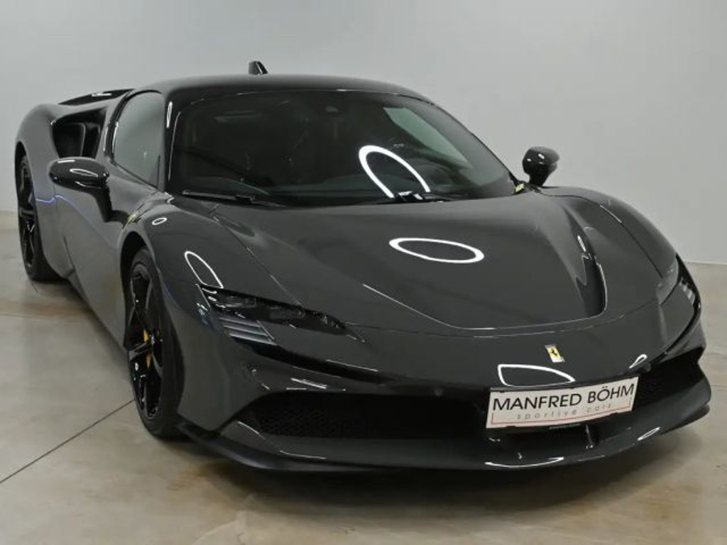 Ferrari SF90