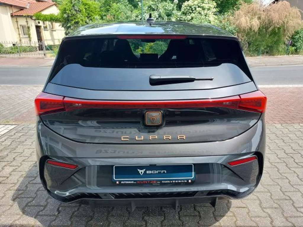 Cupra Born