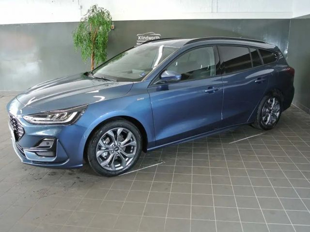 Ford Focus 2023 Hybride Benzine