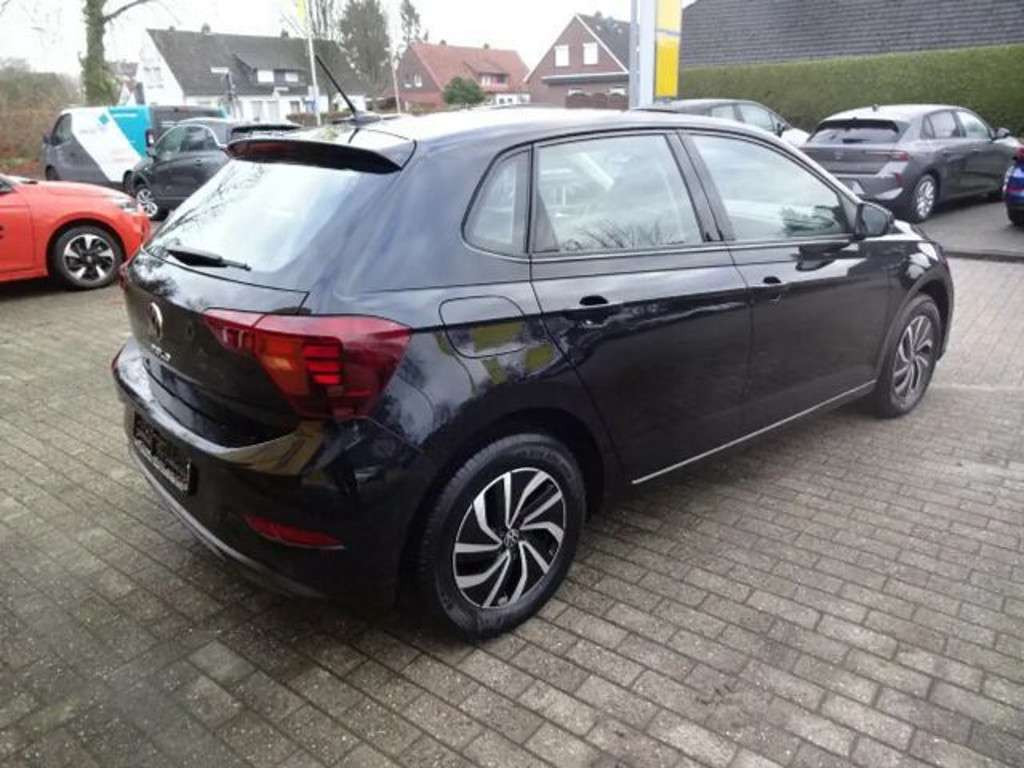 Volkswagen Polo 2023 Benzine