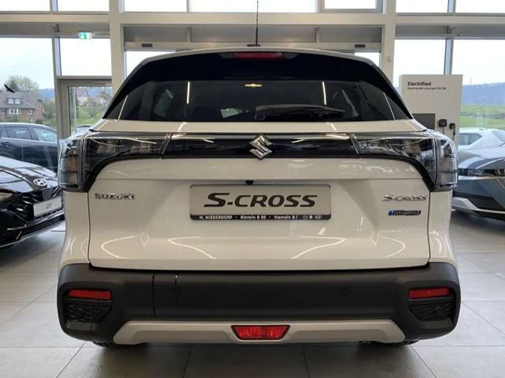 Suzuki S-Cross