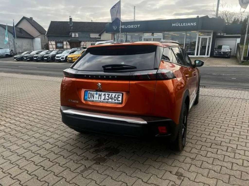 Peugeot e-2008