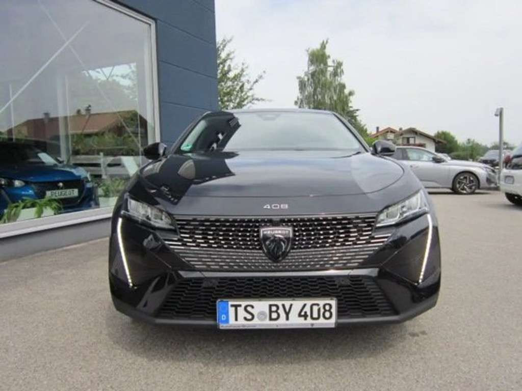 Peugeot 408
