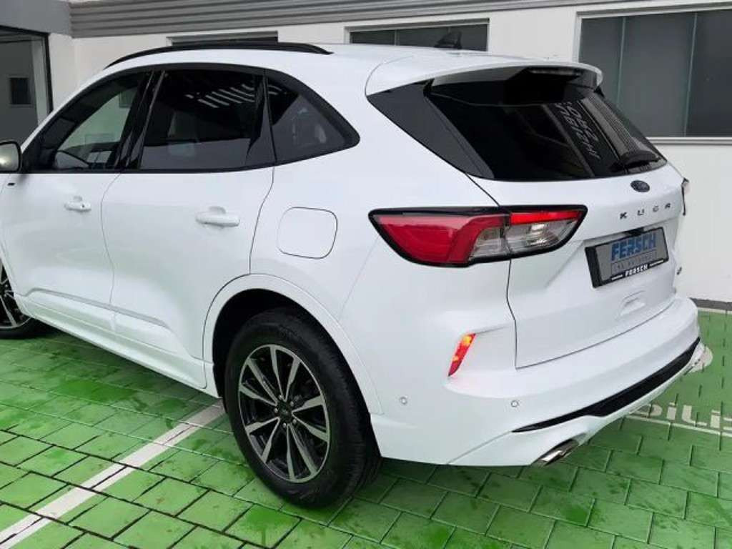 Ford Kuga 2022 Hybride Benzine