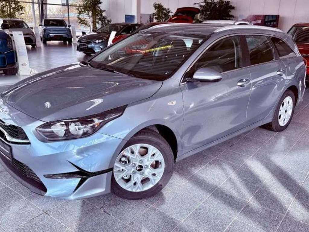 Kia Ceed 2025 Benzine