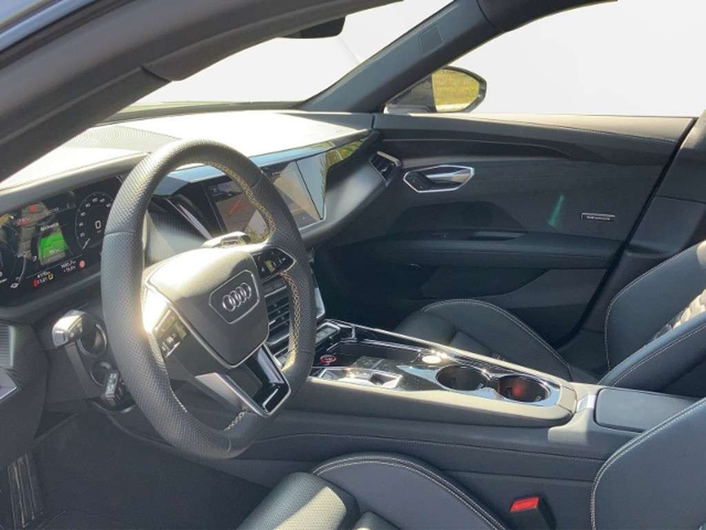 Audi e-tron GT