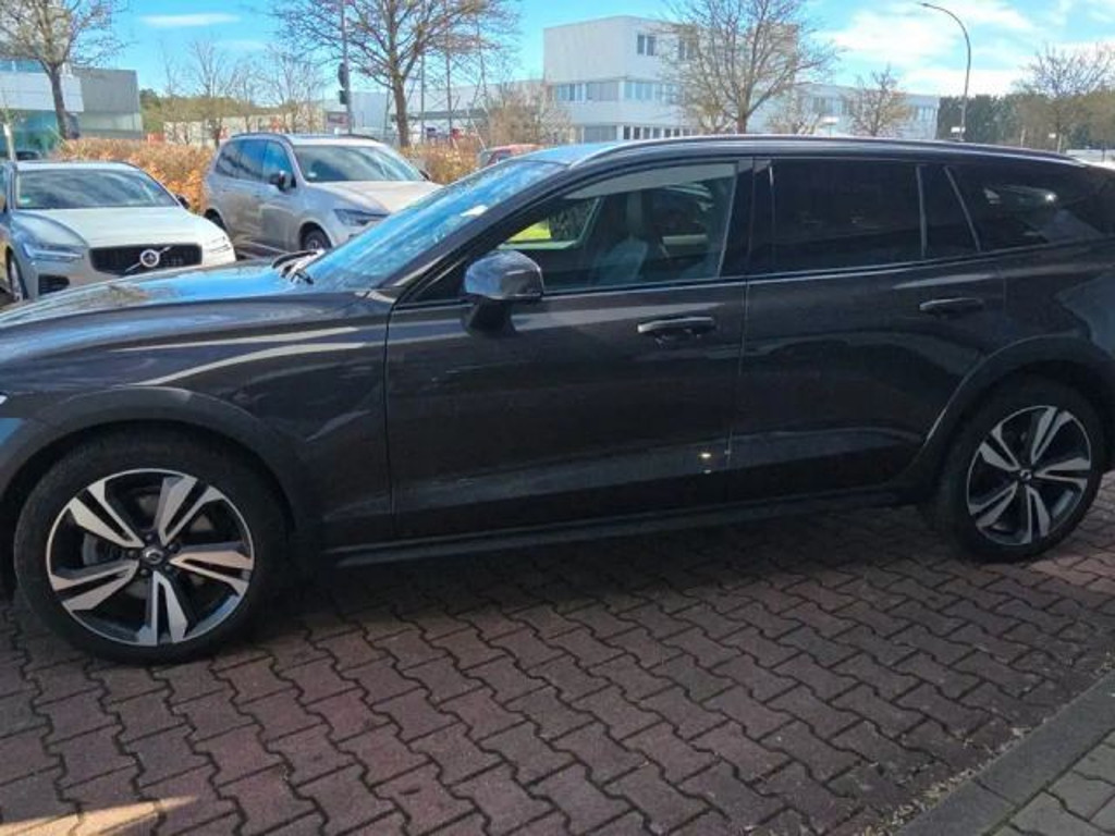 Volvo V60 Cross Country