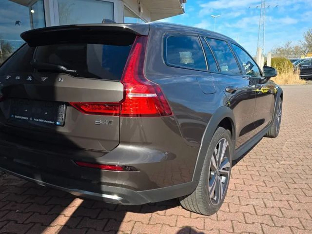 Volvo V60 Cross Country