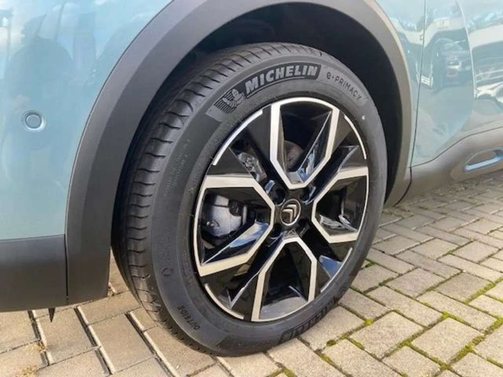 Citroën Ë-C4
