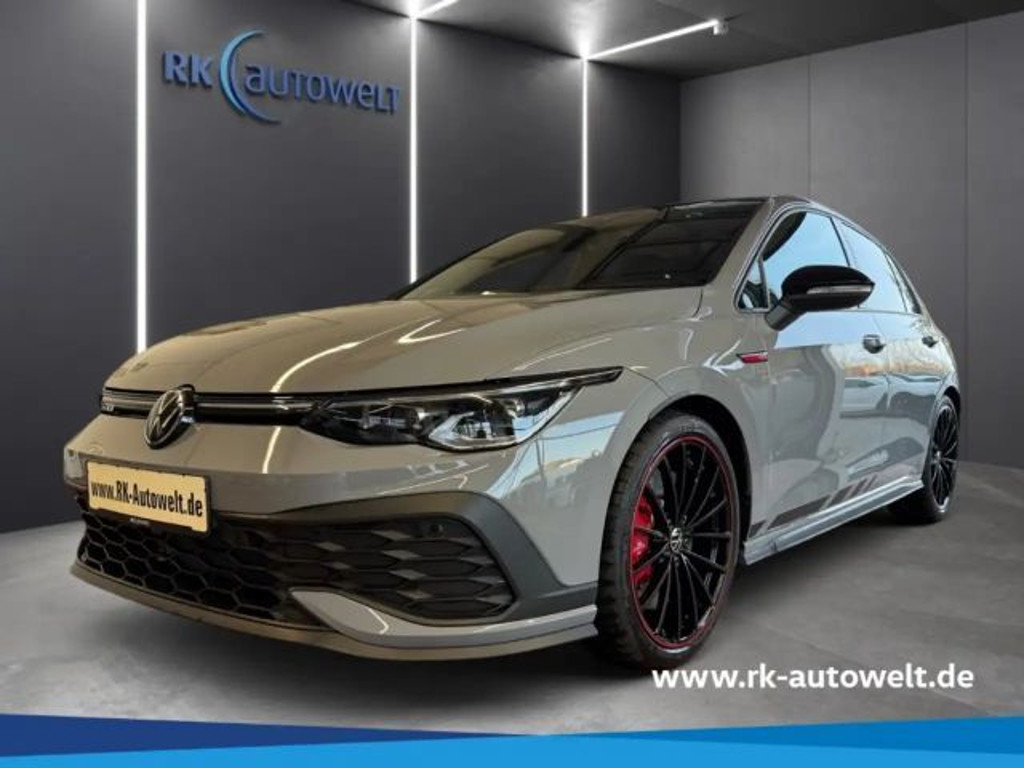 Volkswagen Golf 2023 Benzine