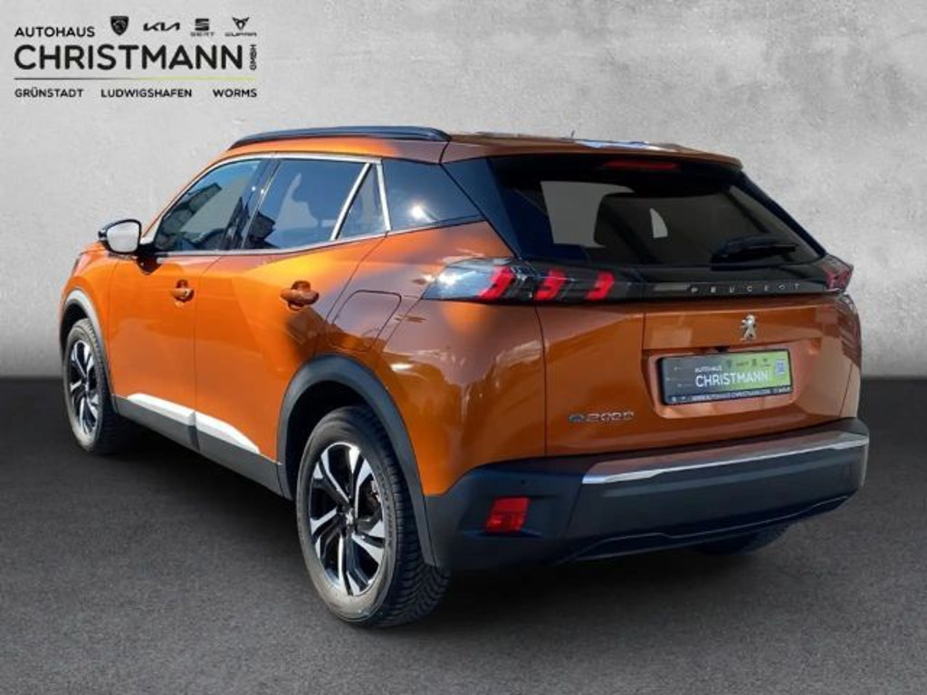 Peugeot e-2008