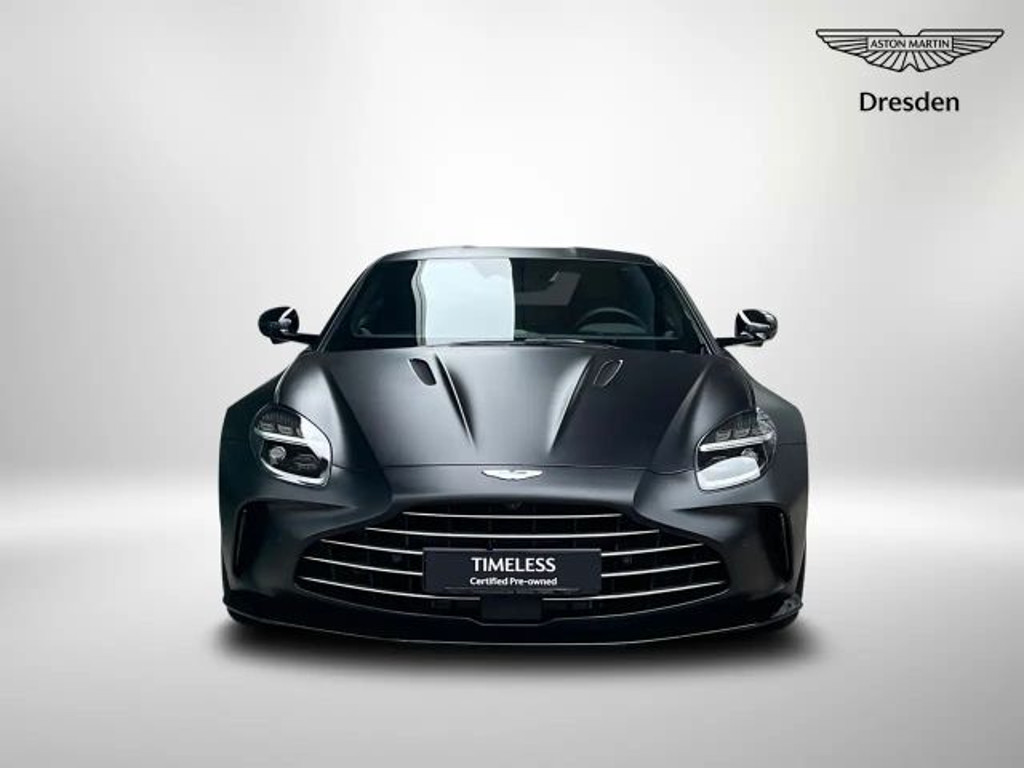 Aston Martin V8
