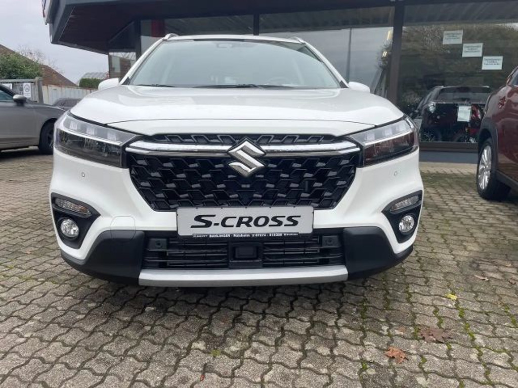 Suzuki S-Cross