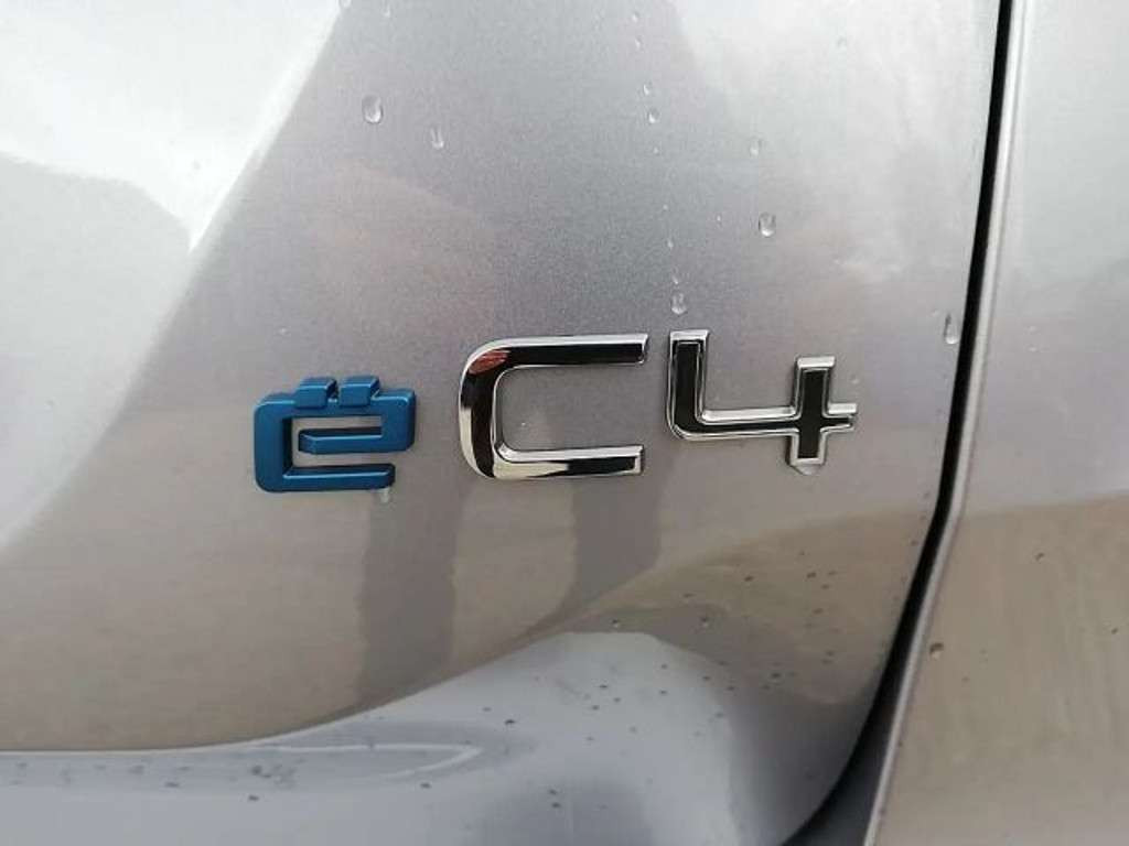 Citroën Ë-C4