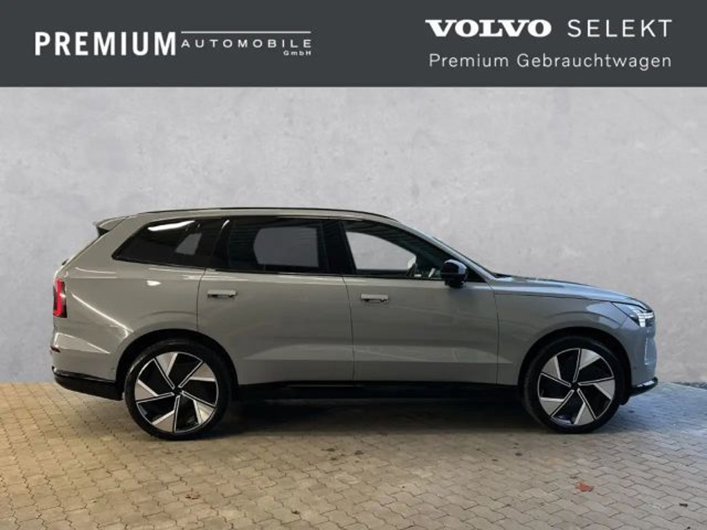 Volvo EX90