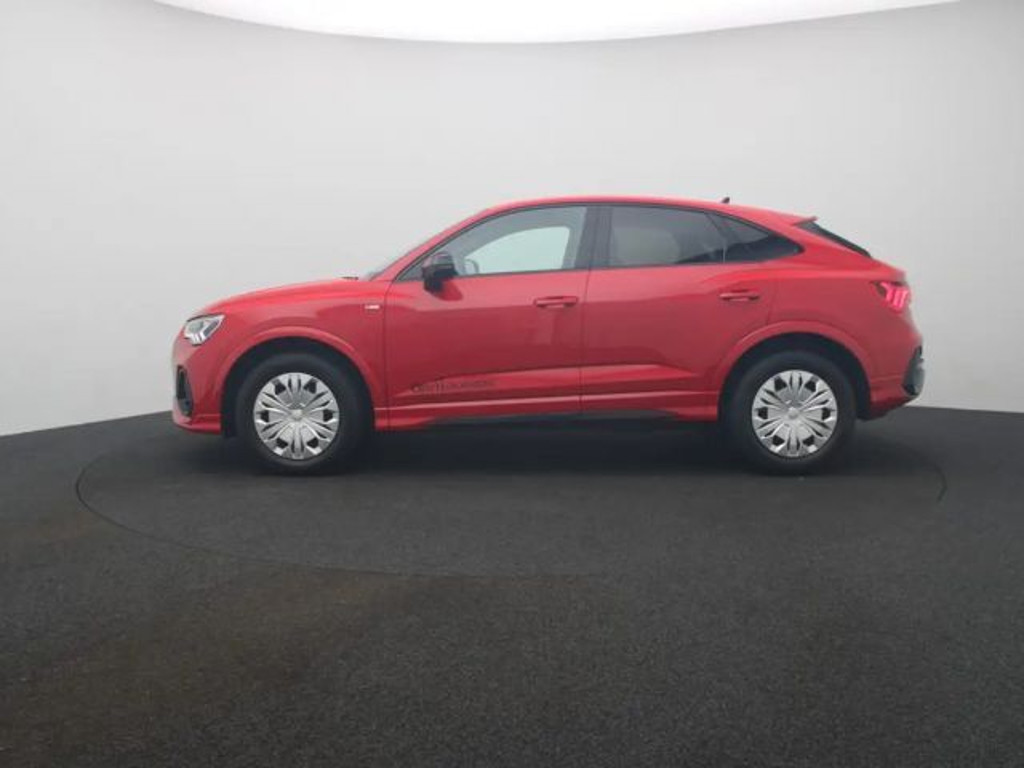 Audi Q3 2024 Benzine