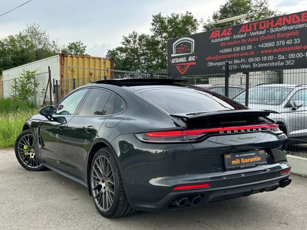 Porsche Panamera