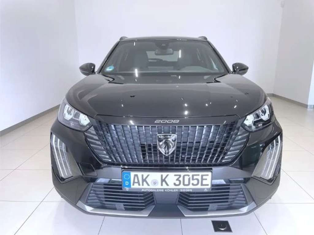 Peugeot e-2008