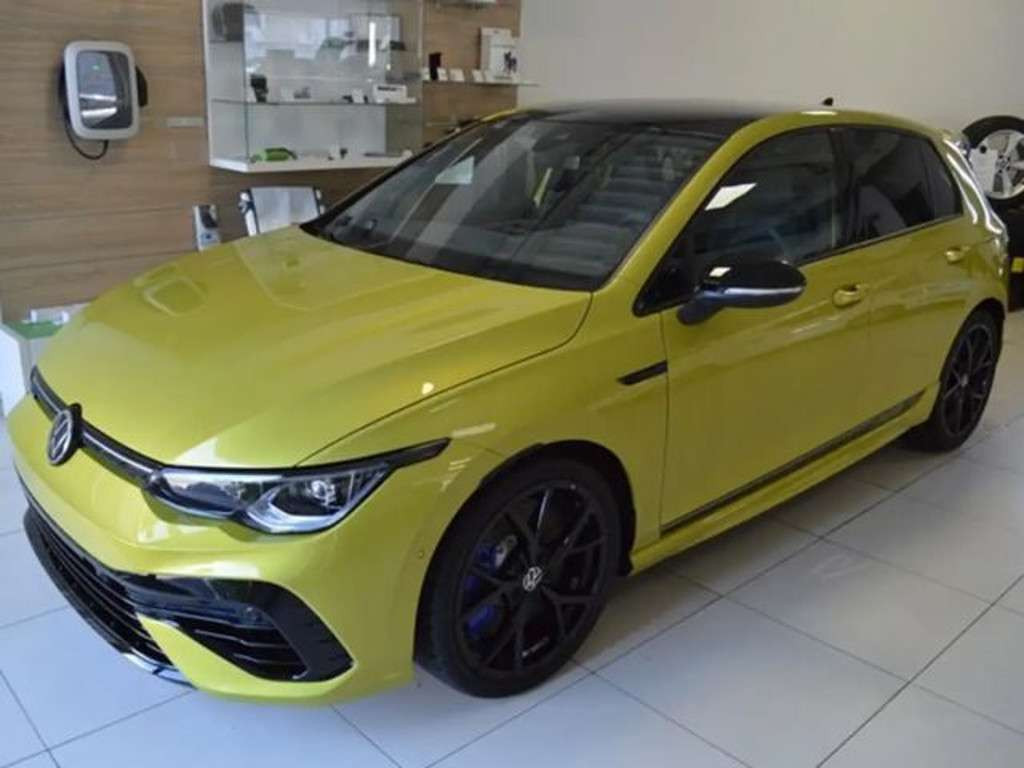 Volkswagen Golf 2024 Benzine