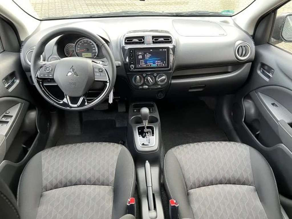 Mitsubishi Space Star 2024 Benzine