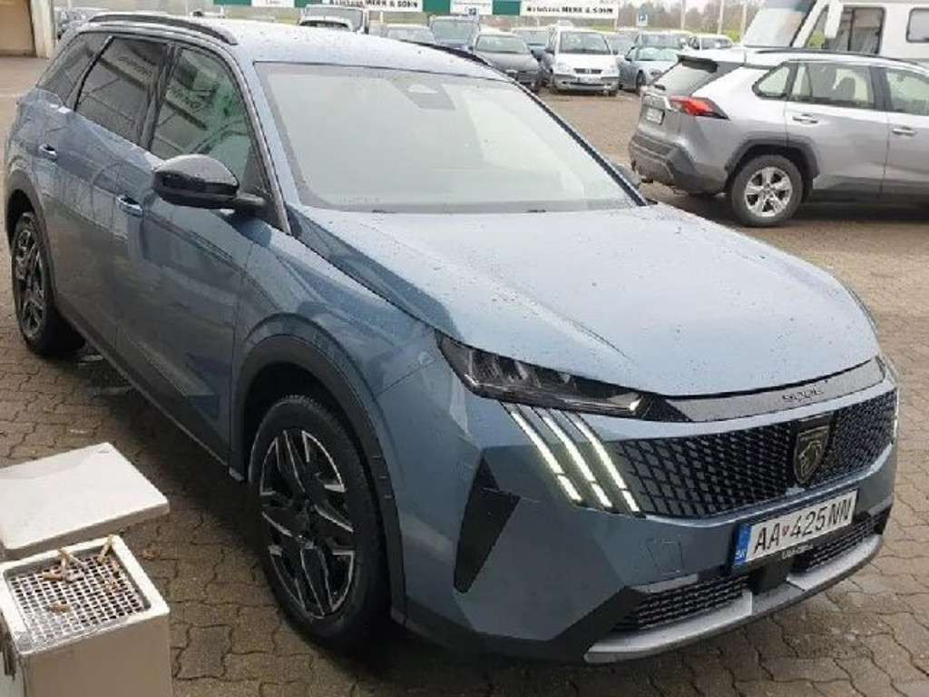 Peugeot 5008