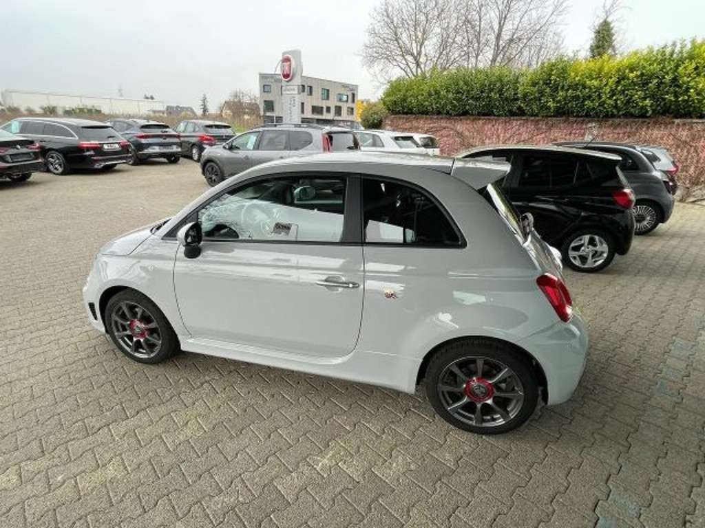 Abarth 595