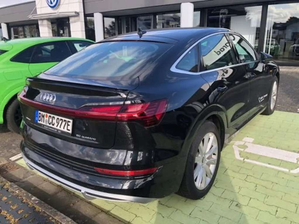 Audi e-tron