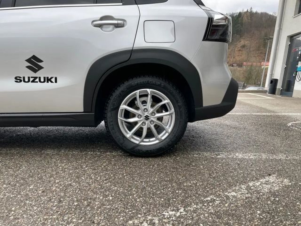 Suzuki S-Cross
