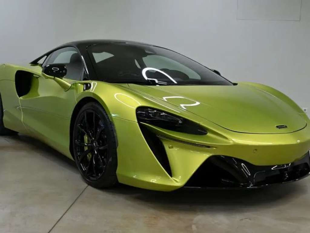 McLaren Artura