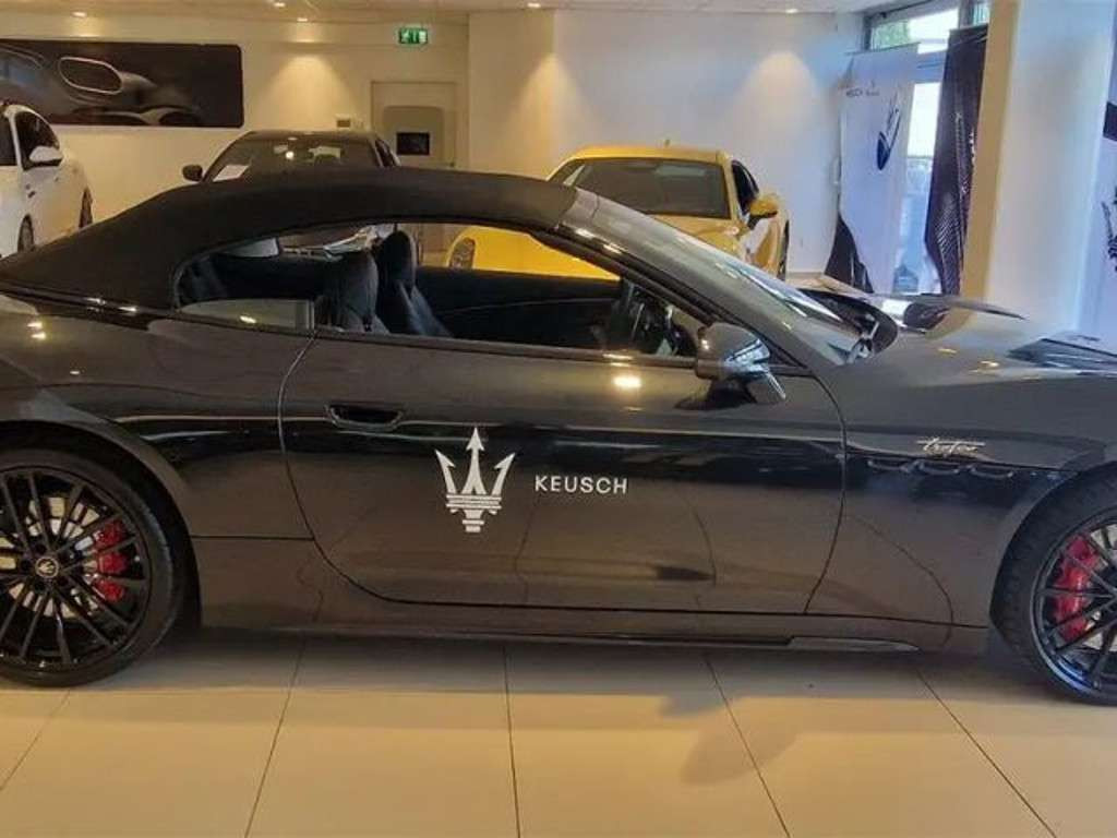 Maserati GranCabrio