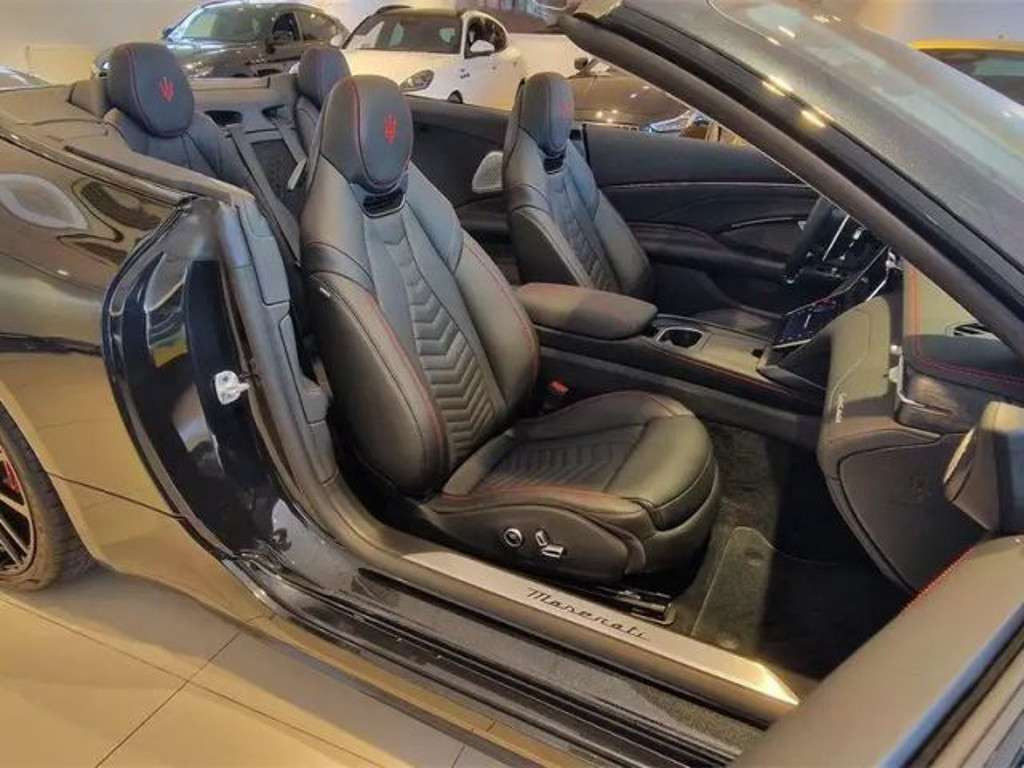 Maserati GranCabrio