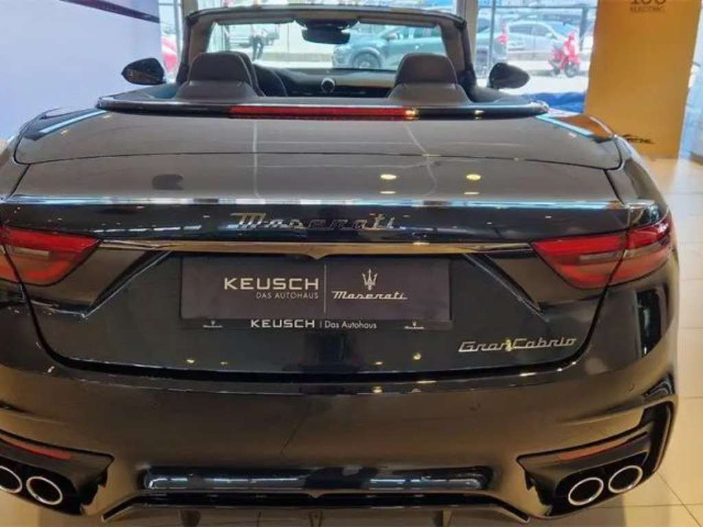 Maserati GranCabrio