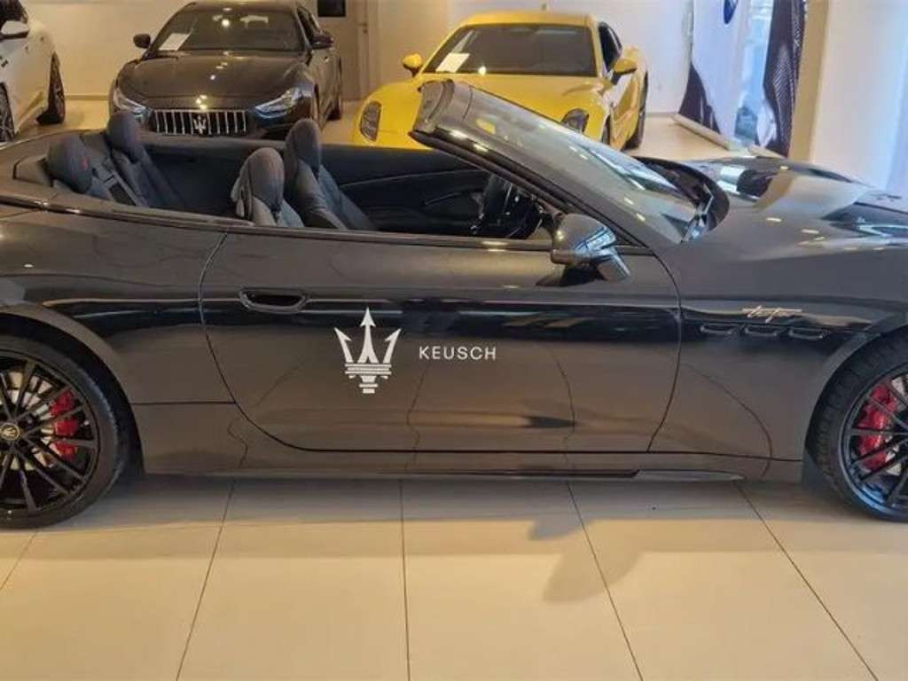 Maserati GranCabrio