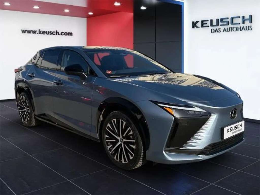 Lexus RZ