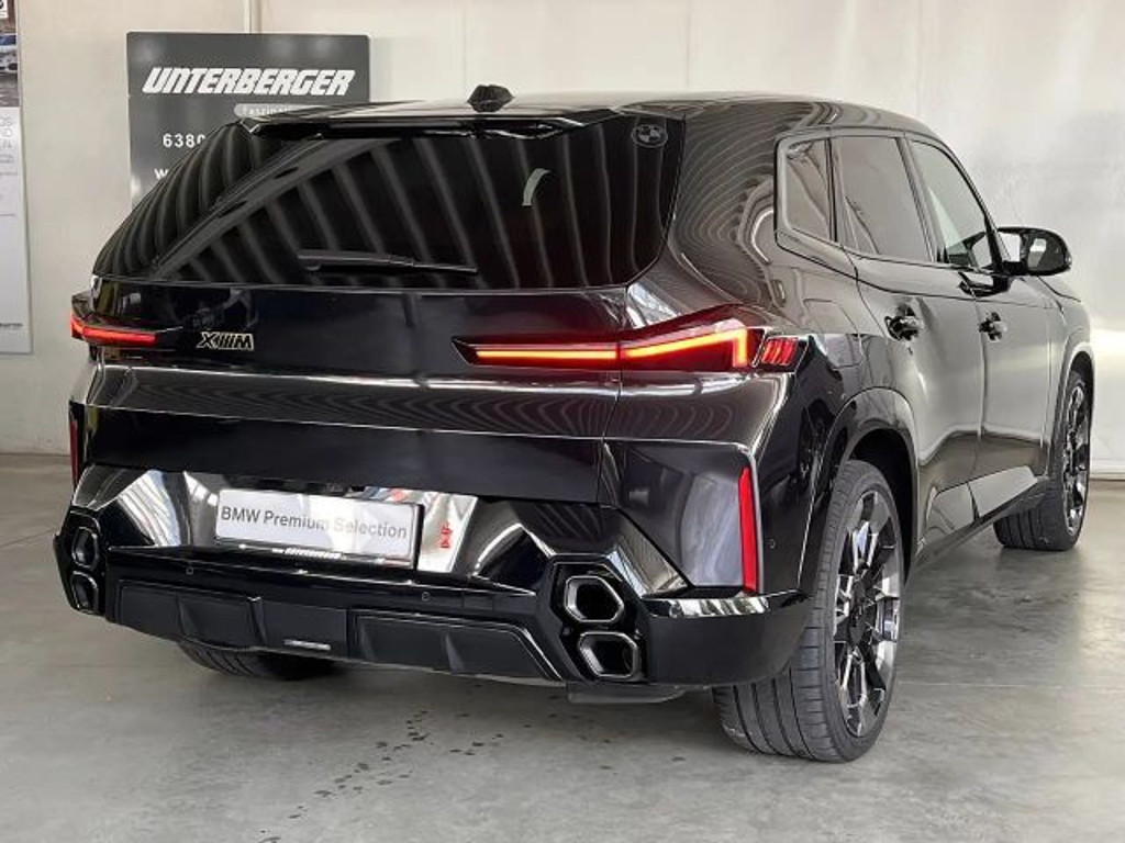 BMW XM